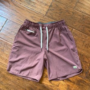 Vuori Banks Short - Size Small